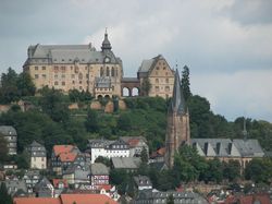 schloss_pfarrkirche